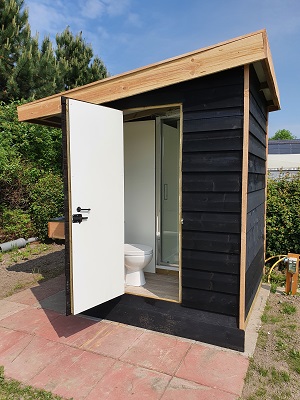 private-outhouse-2-0-black-2